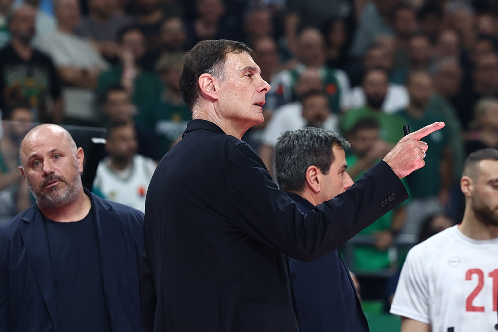 Μπαρτζώκας: «Υπήρχαν κάποιοι παίκτες που υστέρησαν, επιθετικά και αμυντικά»