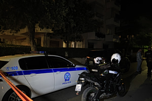 Λυκαβηττός: Στήνει παγίδες η ΕΛ.ΑΣ. για τον «δράκο» που επιτέθηκε σε 22χρονη – Ανθρωποκυνηγητό για τον εντοπισμό του