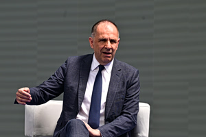 Γεραπετρίτης για ελληνοτουρκικά: «Δεν πρόκειται ποτέ να υποχωρήσουμε σε οποιαδήποτε εθνική θέση»