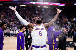 NBA: Οι Λέικερς θέλησαν συνάντηση με ΛεΜπρόν, αλλά εκείνος έπαιζε γκολφ