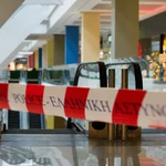 Μυστήριο στη Θεσσαλονίκη: Πτώμα εντοπίστηκε σε φεγγίτη εμπορικού κέντρου