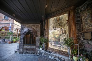 Νεκρός στη θάλασσα βρέθηκε ο ο Πρωτοπρεσβύτερος των Παμμεγίστων Ταξιαρχών στο Μανταμάδο Λέσβου