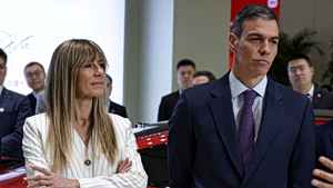 Νέο πλήγμα για τον Σάντσεθ – Η σύζυγός του ενώπιον δικαστών για διαφθορά