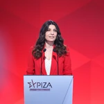 ΣΥΡΙΖΑ: Ανεξαρτητοποιήθηκε η Πόπη Τσαπανίδου – Με 16 βουλευτές το κόμμα