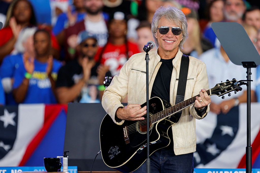 Jon Bon Jovi: Διέκοψε συναυλία λόγω ενόχλησης στη φωνή του – «Μην πετάξετε τα αποκόμματα των εισιτηρίων σας, θα βρω λύση»