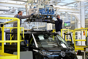 Η μεγαλύτερη αναδιάρθρωση στην ιστορία της VW – Στο τραπέζι λουκέτα και μαζικές περικοπές