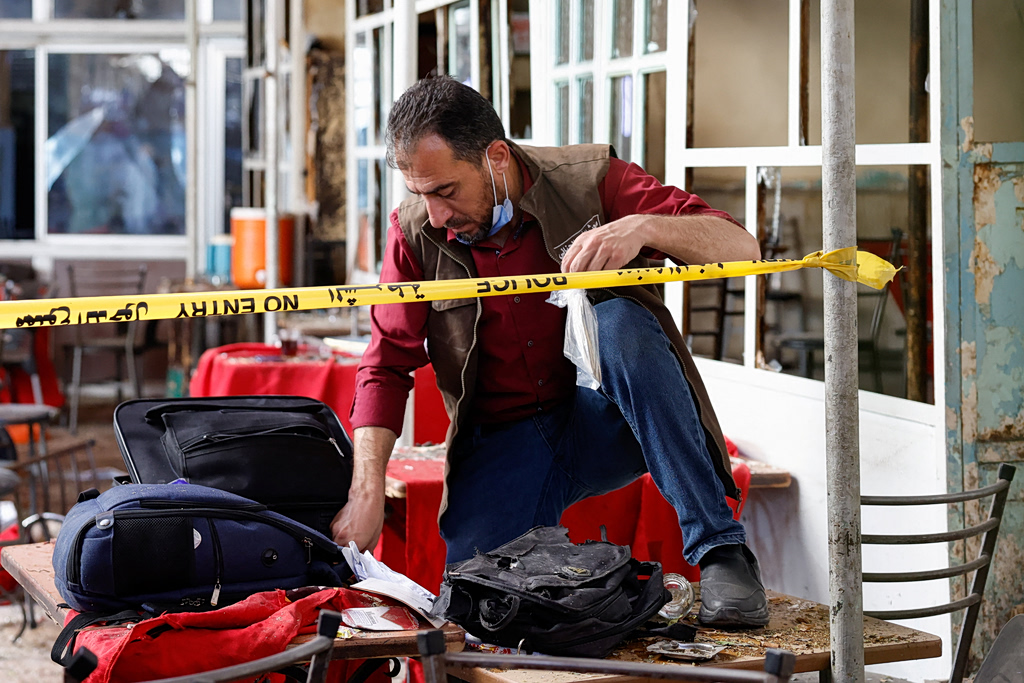 Συρία: Πολύνεκρη βομβιστική επίθεση στη Δαμασκό