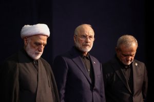 Μέση Ανατολή: Το παζάρι συνεχίζεται με φόντο την κηδεία