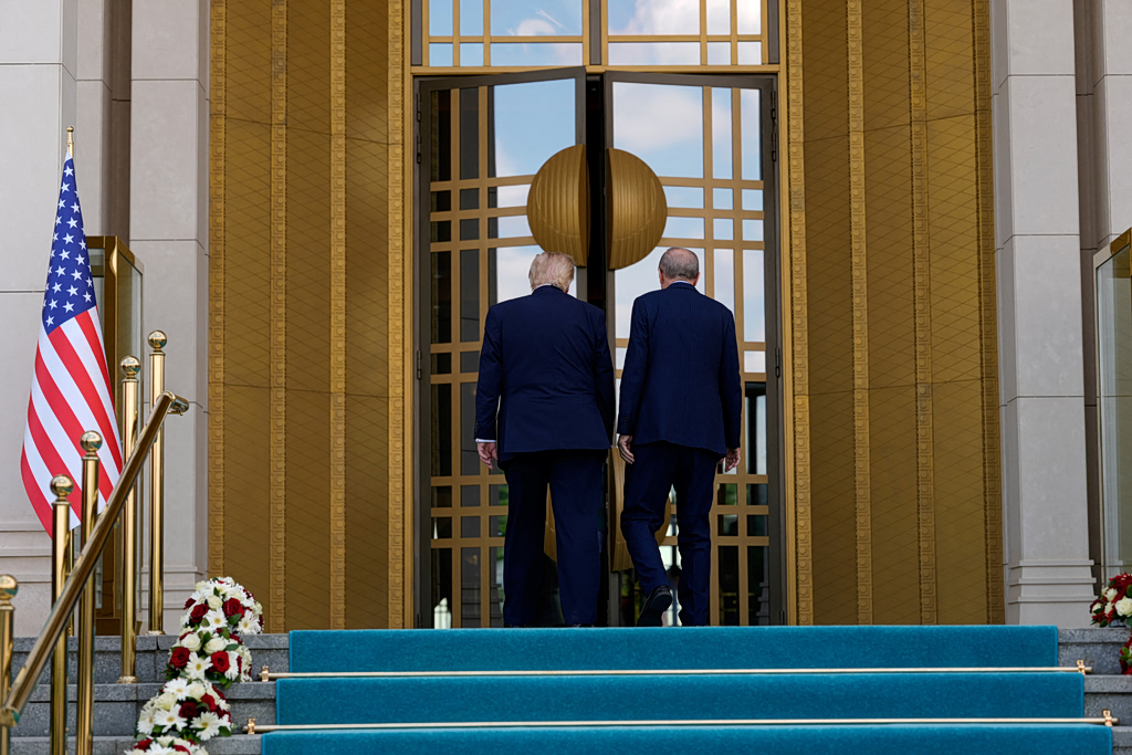 Από τον Πλάτωνα στον… Τράμπ