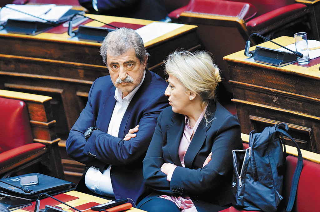 Τελευταίος χορός στην Κουμουνδούρου