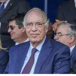Η άγνωστη πτυχή της ζωής του Βασίλη Λεβέντη: Όταν τραγουδούσε τα «Παιδιά του Πειραιά»