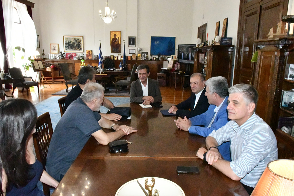 Γκιουλέκας για μεταφορά μαθητών στην Π.Ε. Θεσσαλονίκης: Να λύσουμε το θέμα πριν γίνει πρόβλημα