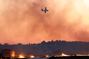 Φωτιά στο Ωραιόκαστρο – Εκκενώνεται προληπτικά το Ίδρυμα Χρόνιων Παθήσεων «Άγιος Παντελεήμων» (φωτό, βίντεο)