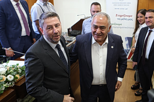 Ανδρουλάκης: Επτά παρεμβάσεις για την αναγέννηση της μικρομεσαίας επιχείρησης