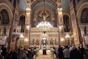 Το τελευταίο αντίο στη Μάρω Κοντού  – Στη Μητρόπολη Αθηνών η σορός της