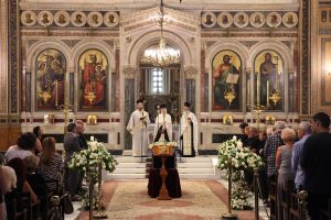 Το τελευταίο αντίο στη Μάρω Κοντού – Οι σπαρακτικοί επικήδειοι