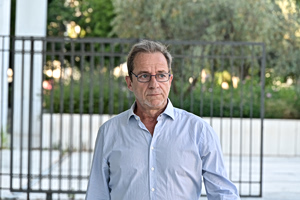 Δίκη Λιγνάδη: Συνεχίζεται διαδικασία με την εξέταση μαρτύρων – Κάλεσμα συμπαράστασης στα θύματα από το ΣΕΗ