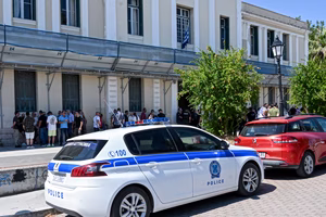 Αιματηρή καταδίωξη στο Άργος: Ενώπιον ανακριτή οι δύο αστυνομικοί – Σε εξαιρετικά κρίσιμη κατάσταση ο 20χρονος