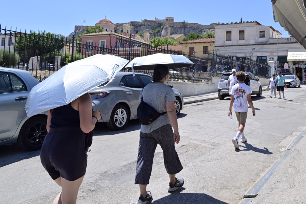 Καύσωνας: Το πρώτο κύμα έρχεται τέλη Ιουλίου και το μεγάλο… το φθινόπωρο