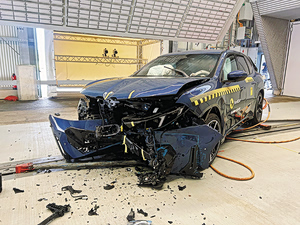 Κρας τεστ: Oι νέες δοκιμές στα αυτοκίνητα φέρνουν πονοκέφαλο στις εταιρείες