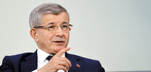 Αχμέτ Ντεβούτογλου: «Η Ελλάδα βρίσκεται στο τέλος της λίστας ως αντίπαλος»