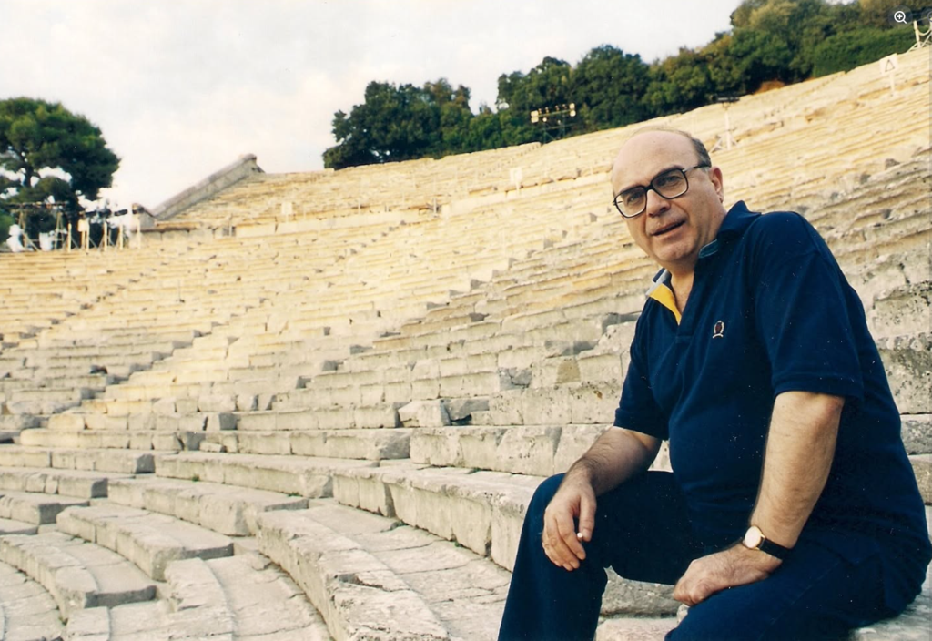 Κώστας Τσιάνος στα «ΝΕΑ»: «Επανερχόμαστε στο αρχετυπικό, για να γεννήσουμε το νέο»