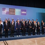 Οι ηγέτες των κρατών-μελών του ΝΑΤΟ κατέληξαν σε συμφωνία για εξοπλιστικά προγράμματα άνω των 50 δισ. δολαρίων