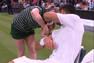 Η φάρσα του Τζόκοβιτς που τρόμαξε ball girl στο Wimbledon (vid)