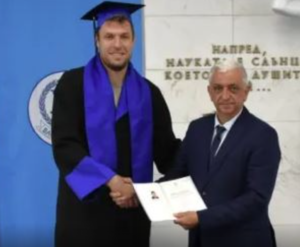 Βεζένκοφ: Πήρε μάστερ στην προπονητική και ετοιμάζει το επόμενο βήμα του