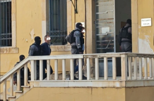 «Μαφία της Κρήτης»: Απολογούνται ο ιατροδικαστής και ο τοξικολόγος – Οι διάλογοι που τους «καίνε»