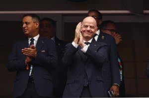 «Βόμβα» από τους Times: O Ινφαντίνο εξετάζει την πώληση μέρους του τροπαίου του Μουντιάλ σε ιδιώτες επενδυτές
