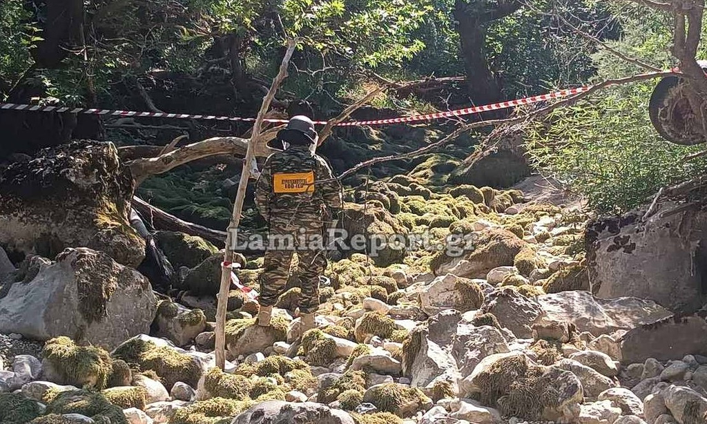 Φθιώτιδα: Χειροβομβίδα του Β’ Παγκοσμίου Πολέμου εντοπίστηκε σε ποτάμι στην Αμφίκλεια
