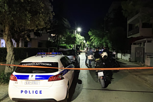 «Θρίλερ» στην Κατερίνη: Γυναίκα εντοπίστηκε νεκρή στο σπίτι της – Ερευνώνται πατημασιές με αίμα