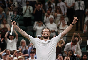 Wimbledon: Ο Μπούμπλικ διέλυσε τα χρονόμετρα και κέρδισε game σε… 38 δευτερόλεπτα (vid)