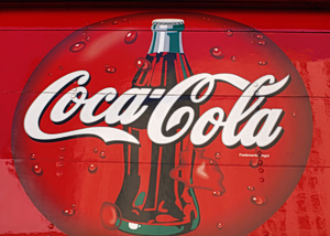 Η «κόντρα του αιώνα»: Η Coca-Cola κερδίζει μία από τις μεγαλύτερες εμπορικές «μάχες» απέναντι στην Pepsi