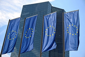 ΕΚΤ: Η πράσινη μετάβαση μπορεί να μειώσει τον πληθωρισμό και να θωρακίσει την ευρωπαϊκή οικονομία