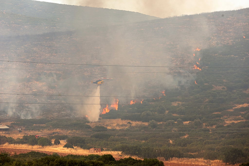 Βελτιωμένη η εικόνα της φωτιάς στη Φθιώτιδα – Ενισχύθηκαν περαιτέρω οι πυροσβεστικές δυνάμεις