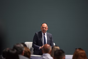 Η ελληνική «βαλίτσα» στη νατοϊκή Σύνοδο