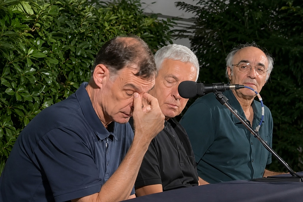 Δάκρυσε ο Μπαρτζώκας: «Ήθελα να αποτίσω έναν φόρο τιμής στον πατέρα μου, σκεφτείτε τι έχουν ζήσει αυτοί οι άνθρωποι»