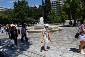 Καιρός: Ανεβαίνει η θερμοκρασία, στους 38 στην Αττική – Οι περιοχές με υψηλό κίνδυνο πυρκαγιάς