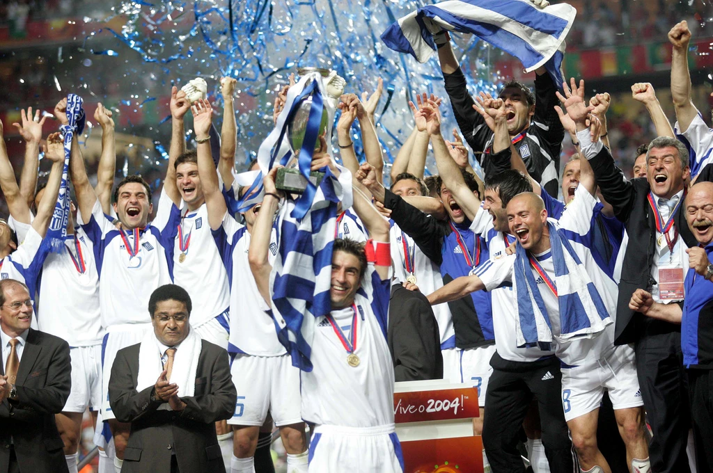 Ο Φ. Κατεργιαννάκης στο tanea.gr για τον άθλο στο Euro 2004, την Porsche του Ρεχάγκελ, τις «φωνές» του Καραγκούνη και το… τιμημένο (pic)