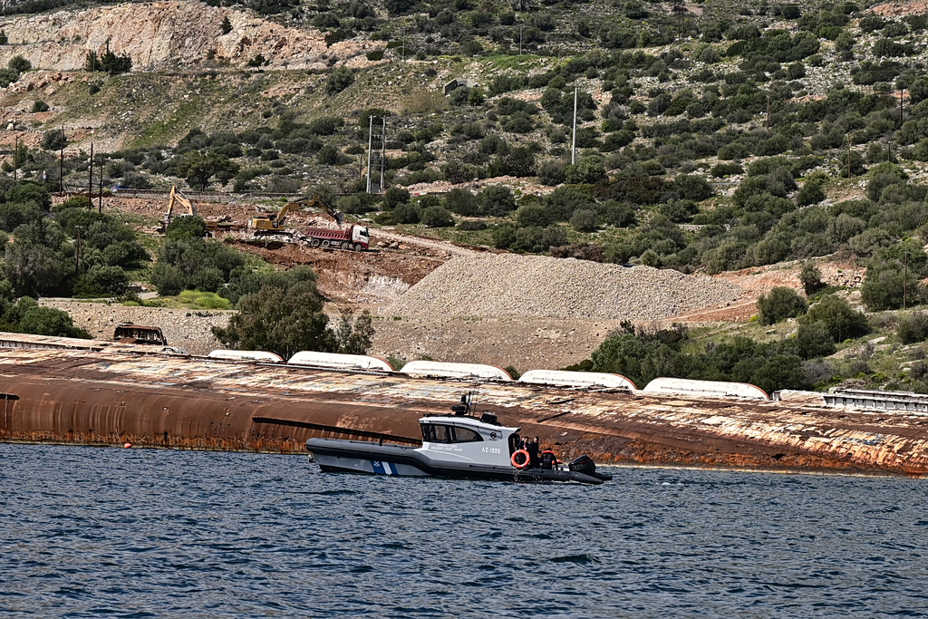 Κως: Εντοπίστηκαν 54 μετανάστες μετά την προσάραξη ιστιοφόρου στον Λιμνιώνα