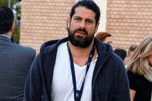 Λορέντζο Καριέρε: Η συγκινητική ανάρτηση του γιου του – «Από τη μέρα που έφυγες, έφυγε μαζί σου κι ένα κομμάτι της ψυχής μου»