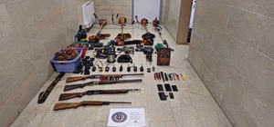 Στον εισαγγελέα οι τρεις συλληφθέντες για τους εμπρησμούς στη Μεσσηνία – «Έκαιγαν και εκβίαζαν για να αρπάξουν εκτάσεις»