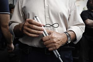 Στη Βουλή οι προτάσεις της Ε.Σ.Α.μεΑ για Προσωπικό Βοηθό, εκπαιδευτές κινητικότητας τυφλών και αναπηρία