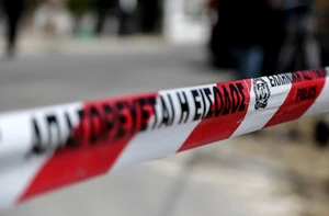 Συναγερμός στο κέντρο της Αθήνας για ύποπτη βαλίτσα – Πού έχει διακοπεί η κυκλοφορία