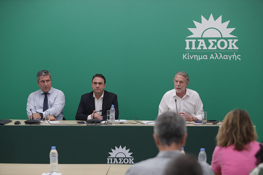 ΠΑΣΟΚ: Πρόγραμμα και στελέχη στην πρώτη γραμμή