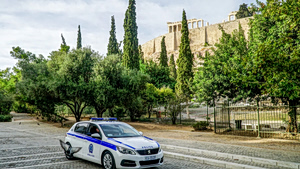 Επίθεση με μαχαίρι στην Ακρόπολη: Τραυματίστηκαν 2 Αμερικανοί τουρίστες