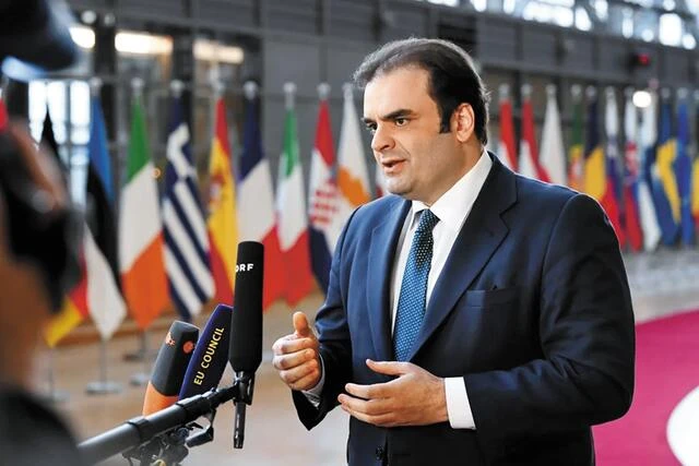 Πιερρακάκης στους Financial Times: «Η Ευρώπη πρέπει να δημιουργήσει νέο πλούτο»
