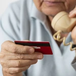 Συναγερμός από την ΕΛ.ΑΣ. για νέα τηλεφωνική απάτη – «Υπάρχει πρόβλημα με τα στοιχεία ταυτότητάς σας»
